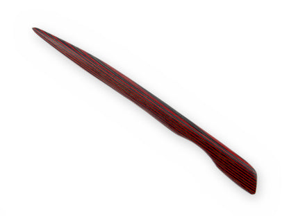 Haarnadel Red Devil aus Holz, rot-schwarze Streifen