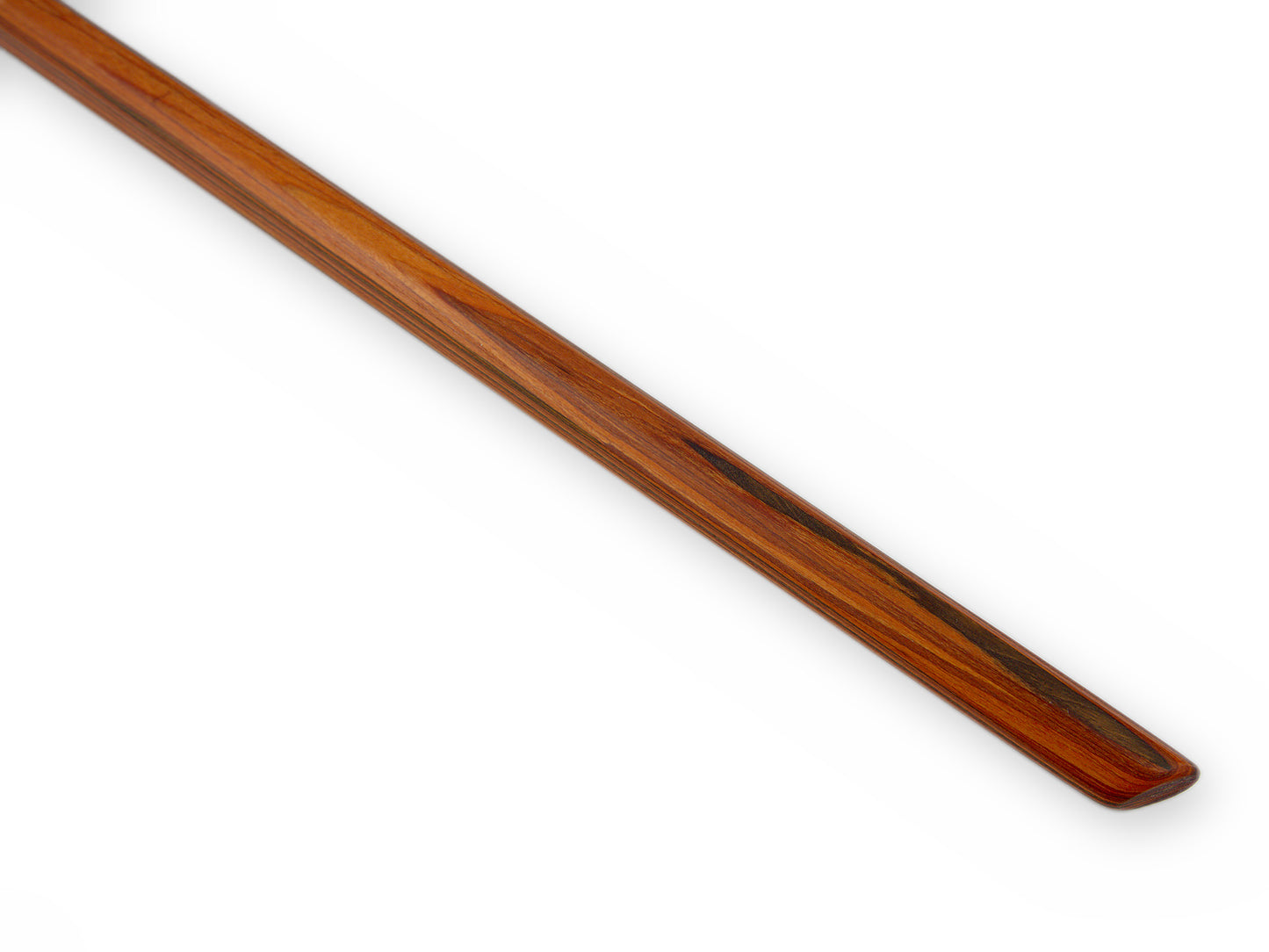 Vorderer Bereich des warmbraun gemaserten Stocks